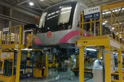 How CRRC Brings Smart Tool Control to Train MRO