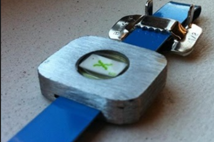 RFID-Tag-PICO-In-PipeTracker-Rugged-Steel-Body-with-Steel-Belt-420x280 Xerafy 和 Holland 扩大跨区域 RFID 合作伙伴关系，助力油田数字化