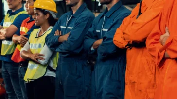 UNIF_workwear-uniform-lineup-364x205 Cut Uniform Loss to 3%: RFID Tracking for Industrial Laundries