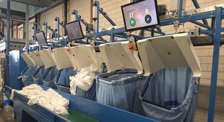 laundry_sorting-counting-bags-screen-740x403 Beyond Laundry Chips: The Investment Case for Textile Lifecycle Identification